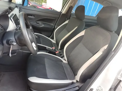Nissan Versa Advance