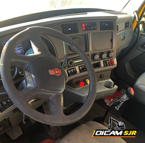 Imagen 8 de 10 de Camión Volteo Kenworth T680 14m3 Año 2014