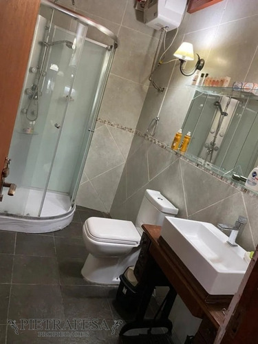Dos Casas En Venta 3 Dormitorios 4 Baños Con Gran Patio Barbacoa Y Piscina- Av. Cibils-reducto- Ref: 1449