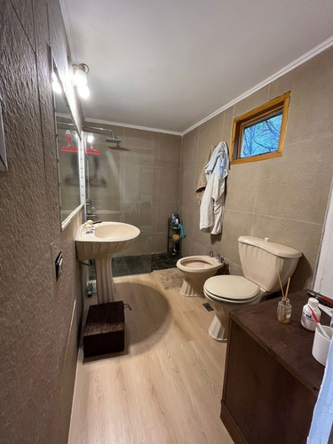 Imagen 9 de 15 de Alquiler Temporario De Casa Súper Cómoda Y Con Vistas Al Lago Gutiérrez Y Al Cerro Catedral Y Ventana
