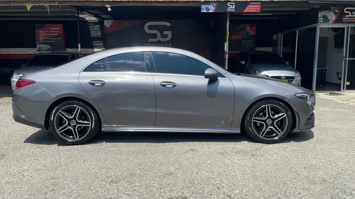 Mercedes-Benz Clase CLA 1.3 Cla 180 Amg Line At