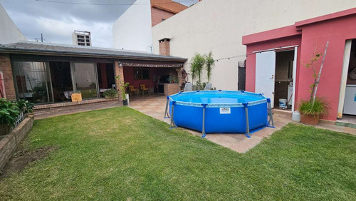 Casa 4 Ambientes Con Quincho Parrilla Y Jardin