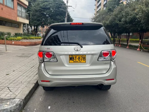 Toyota Fortuner 2.7l 4x2