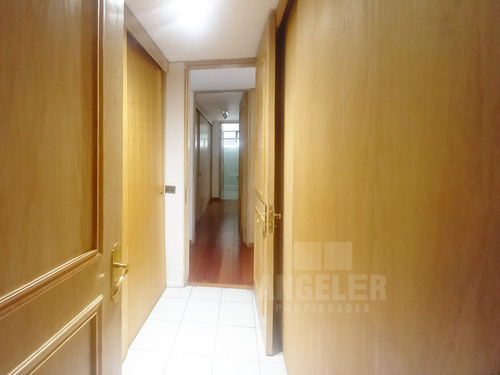 Muy Amplio Departamento En Lo Mejor De Providencia