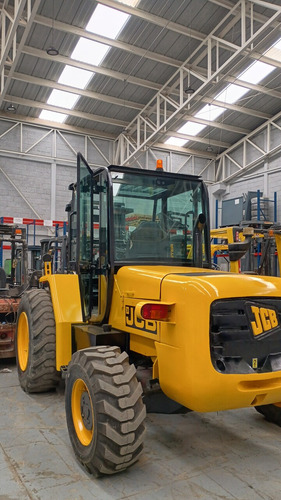 ¡montacargas Todo Terreno! Jcb De 3 Toneladas, Seminuevo