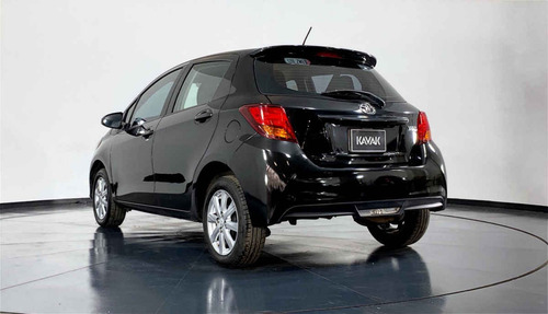 Imagen 3 de 15 de 110337 - Toyota Yaris 2015 Con Garantía