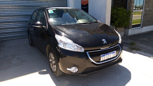 Peugeot 208 1.6 Allure Touchscreen 2016