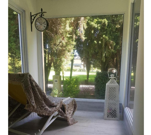 Casa En Venta - 2 Dormitorios 2 Baños - 300mts2 - Berazategui