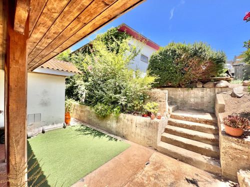 Interesante Propiedad Con Vista En Venta, Cachagua
