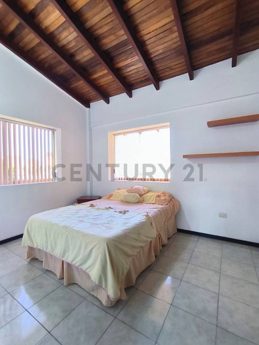 Conjunto Residencial La Trinidad Lechería Venta Townhouse De 3 Niveles