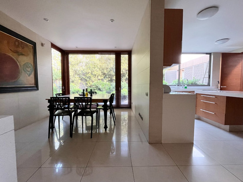 Gran Casa Estilo Mediterránea Excelente Ubicación