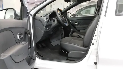 Renault Logan Life+ Plus 1.6