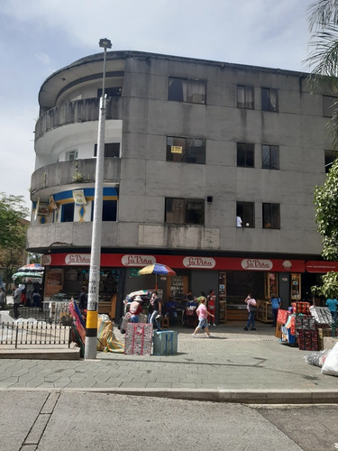 Vendo Apartamento En El Centro De Medellin 