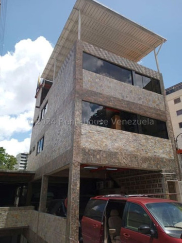 Edificio Comercial En Alquiler En Santa Eduvigis 24-16841 Cs
