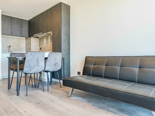 Edificio Av. Vicuña Mackenna (1 Bod.) Vista Poniente Piso