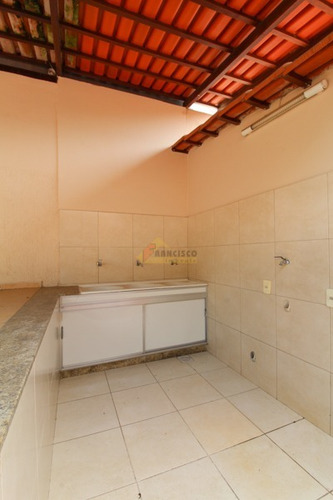Imagem 21 de 26 de Casa À Venda, 3 Quartos, 2 Vagas, Belvedere - Divinópolis/mg - 33075