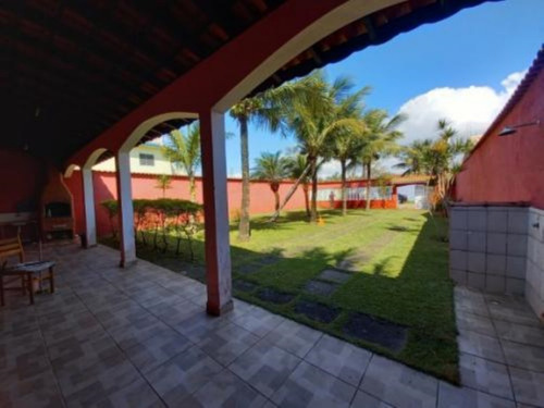 Imagem 20 de 23 de Casa No Bairro São Jorge Em Itanhaém, Litoral Sul De São Paulo, Localizado Lado Praia, Ficando À 100 Metros Do Mar (1 Quadra Do Mar) Em Rua Calçada. Possui Churrasqueira E Vaga Para 05 Automóveis.