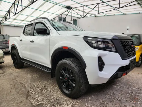 Nissan Frontier 4.0 Pro-4x V6 4x4 At