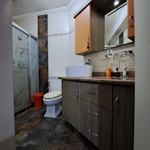 Imagen 14 de 30 de Se Alquila Imponente Penthouse En La Urbanizacion La Trigaleña, Pozo Y Planta 165897 Andres Peña
