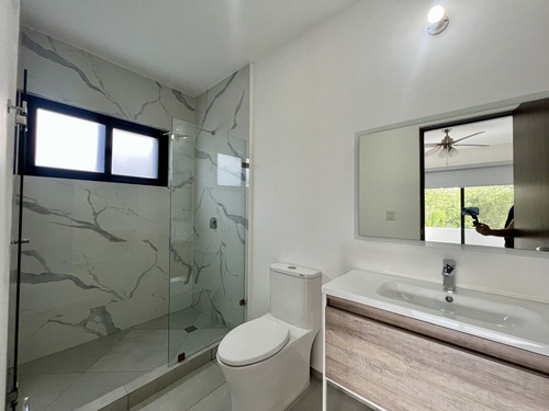 Casa En Venta En Mérida, Diade Temozón, 4 Habit