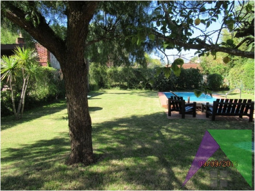 Chalet Ideal Para Vivir Todo El Año Punta Del Este- Ref: 28891