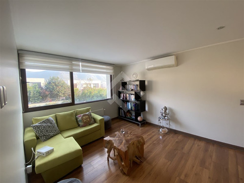 Excelente, Casa En Venta De 3 Dorm Y Serv. Chamisero, Colina