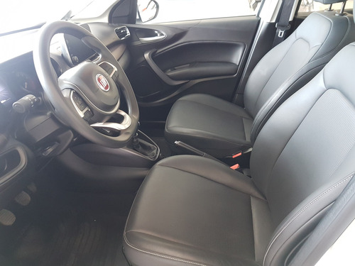 Fiat Cronos Precision 1.8 16v Mt5
