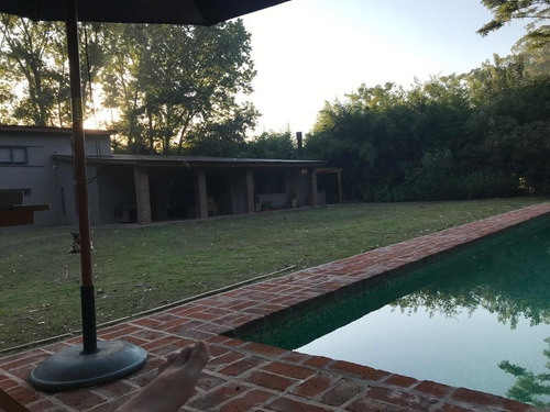 Imagen 18 de 22 de Hermoso Chalet Sobre Lote De 5100m2 En Cañuelas
