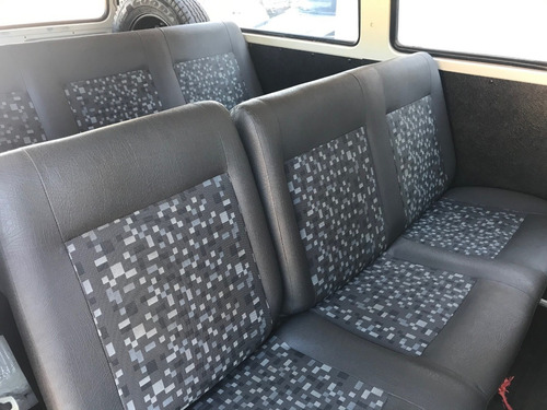 Volkswagen Kombi 2010 - 9 Lugares - Unico Dono - 2010