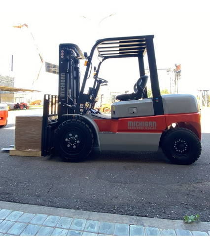 Imagen 6 de 7 de Autoelevador Michigan Electrico E30-45 3 Tn 4,5 Mt Litio