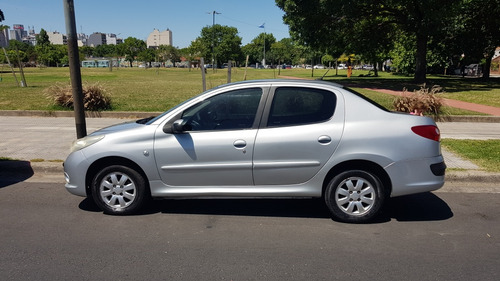 Peugeot 207 1.4 Sedan Hdi Xs