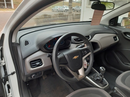 Imagem 6 de 12 de Chevrolet Prisma Lt 1.0 8v Flex Manual Completo