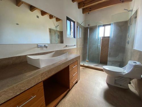 Imagen 19 de 27 de Casa Residencial En Renta Amueblada Con Jardín En Privada De