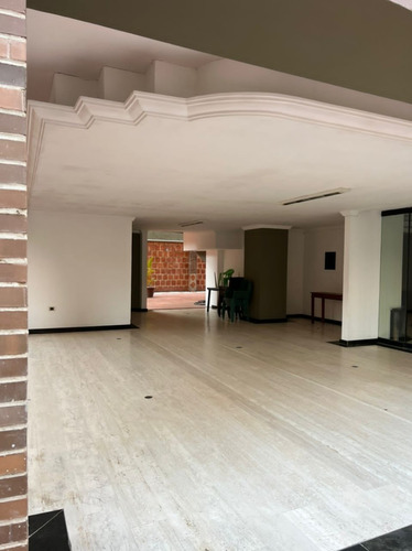 Imagen 18 de 20 de Apartamento En Venta El Bosque Res. Confort