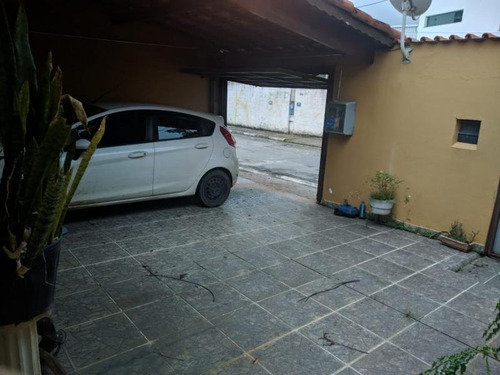 Imagem 5 de 11 de Casa Para Venda Em Mogi Das Cruzes, Vila Suissa, 3 Dormitórios, 1 Suíte, 1 Banheiro, 2 Vagas - C123_2-875457