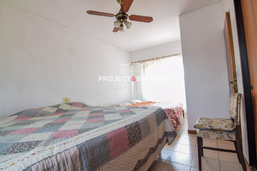 Casa En Venta En Castelar