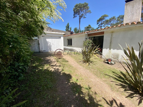 Imagen 22 de 27 de Venta Casa 2 Dormitorios Más Dependencia Playa Mansa Punta Del Este