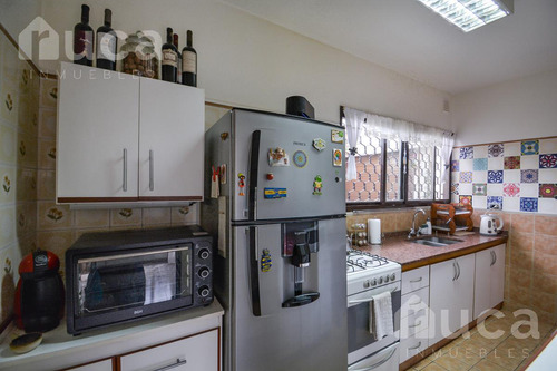Encantadora Terraza Con Divino Ph Y Dos Dormitorios En Venta - Saavedra