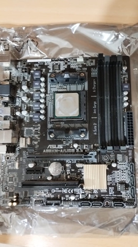 Placa Madre Msi A68hm-e33 V2 +amd A10-7800, Color Negro Negro (Usado)