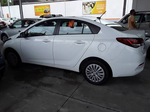 Hyundai Hb20s 1.6 Comfort Plus 16v Flex 4p Automático