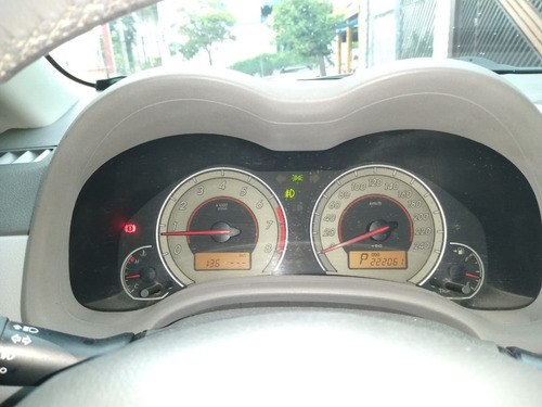 Imagem 11 de 13 de Toyota Corolla 2010
