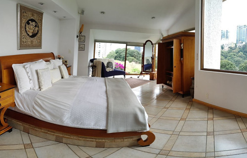En Venta Excelente Casa En Conjunto En Lomas De Las Palmas (v)