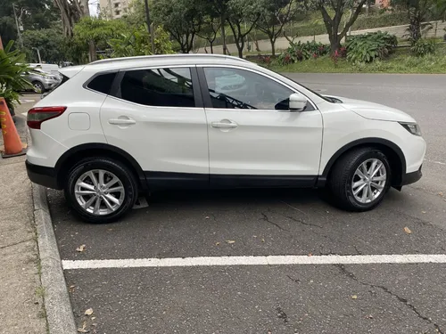 Nissan Qashqai 2.0 Advance 4x2 2015