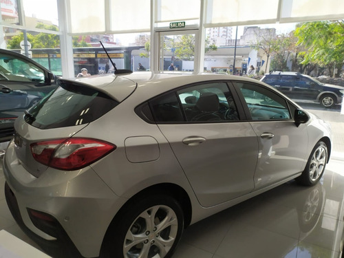 Imagen 8 de 21 de Chevrolet Cruze 5p 1.4 Lt At Nq