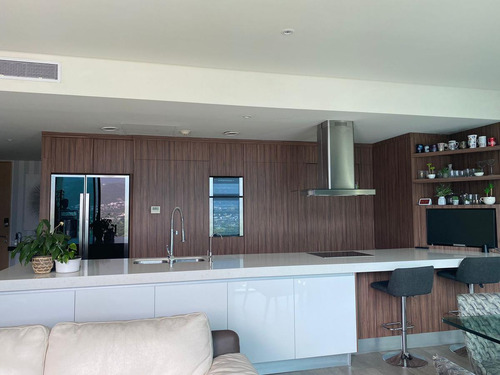 Venta De Departamento Tipo Ph En Torre Atria