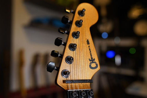 Charvel Pro-mod Relic San Dimas Diestro Naranja Pau Ferro (Usado)
