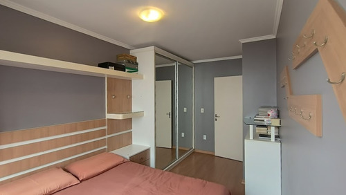 Apartamento Para Venda, Bairro Jardim Botânico Com, 2 Dormitórios, 1 Banheiro, 1 Vaga De Garagem, Semimobiliado.