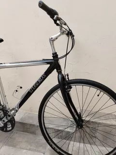 Bicicleta  Trek Hibrida R700