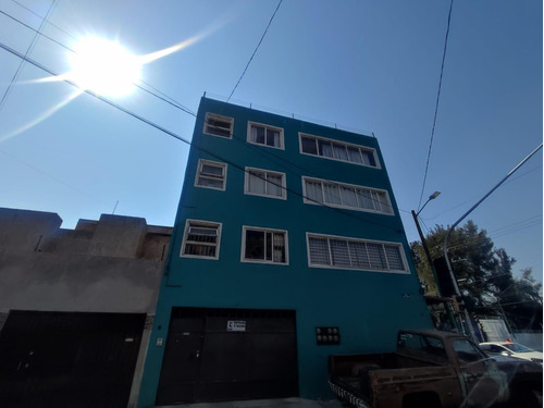 Departamento En Renta En Colonia Tepalcates, Iztapalapa, Ciudad De México