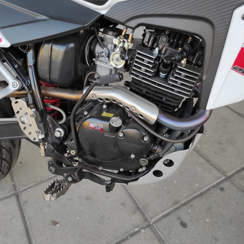 Imagen 7 de 10 de Beta Motard 200